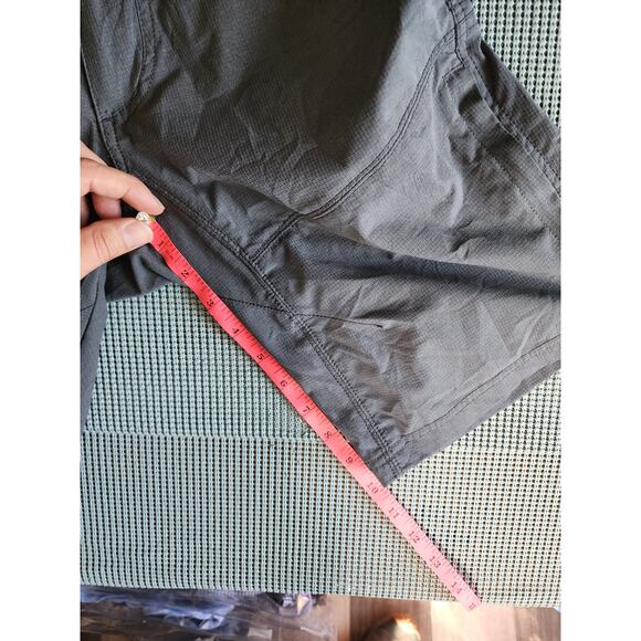 KUHL Men's Size 32 Gray Tech Cargo Shorts RN108845 - Picture 8 of 13